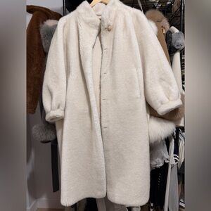 Luxurious Cream Faux Fur Coat